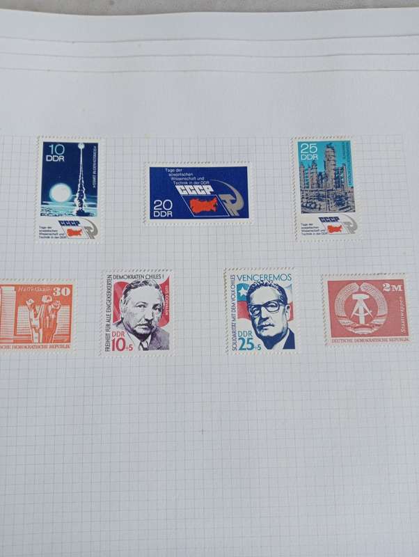 PART 1    DDR-STUNNING COLLECTION ON 15 STANLEY GIBBONS PAGES-MOSTLY COMPLETE M/U