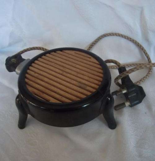 VINTAGE BAKELITE ELECTRIC HOTPLATE - STILL WORKING