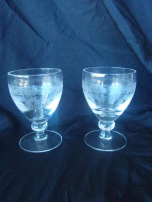 A PAIR OF WOODSTOCK SHERRY GLASSES