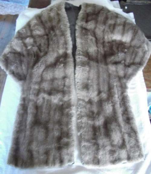 A BEAUTIFUL FUR SHAWL