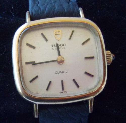 A STUNNING TUDOR - GENEVE - LADIES QUARTZ WRIST WATCH - MADE BY THE ROLEX COMPANY - PERFECT WORKING