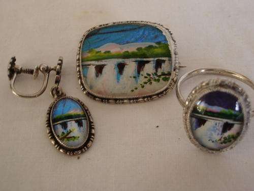 BUTTERFLY WING AND STERLING SILVER JEWELLERY SET