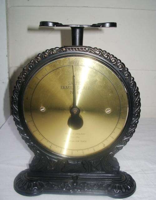 GORGEOUS! GORGEOUS!  WORKING REPRODUCTION WROUGHT IRON SALTER SCALE WITH A BRASS FACE