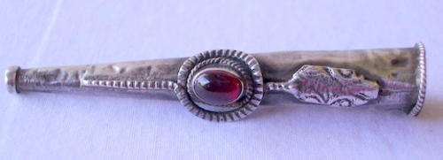 VINTAGE SILVER CIGARETTE HOLDER WITH GARNET