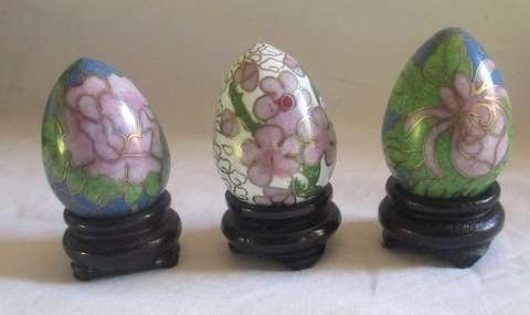 THREE MINIATURE CLOISONNE EGGS ON STANDS - SOOO PRETTY!!