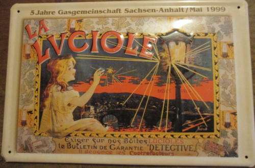 LOVELY METAL "VINTAGE" ADVERTISING SIGN