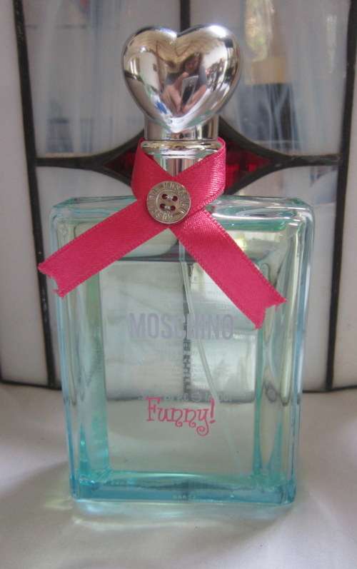 Funny by Moschino - sprayed once or twice. 100ml. Discontinued tester.