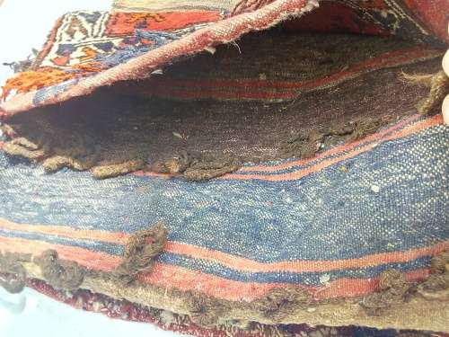 Gorgeous vintage saddle bag made with natural dyes and pure 100% wool. 1.20m x 47 cm