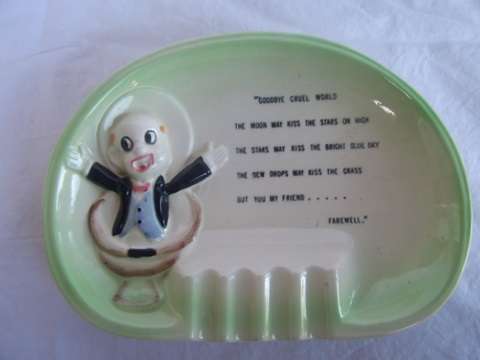 TOILET HUMOUR ASHTRAY - HIGH KITCH - VERY ZEF 1950'S