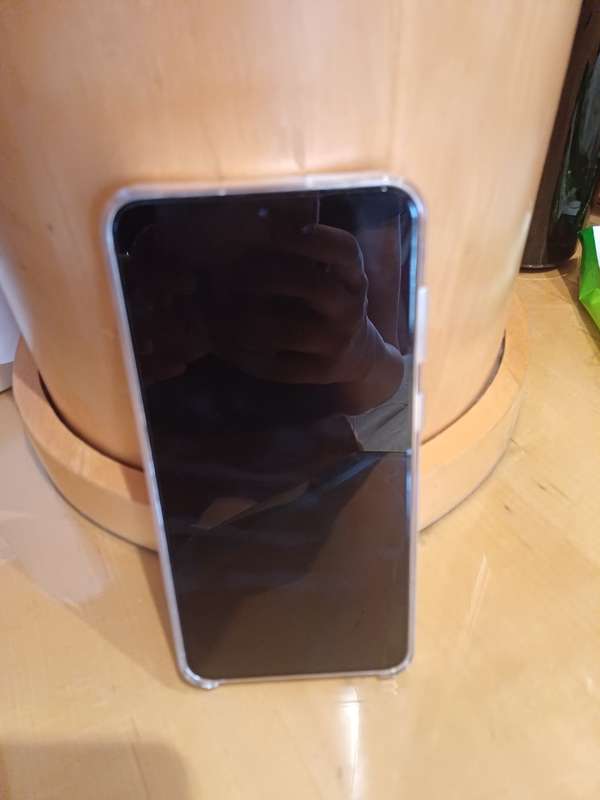 **Almost brand new samsung s23 plus***