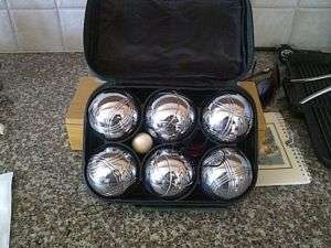 BOULES BALL GAME