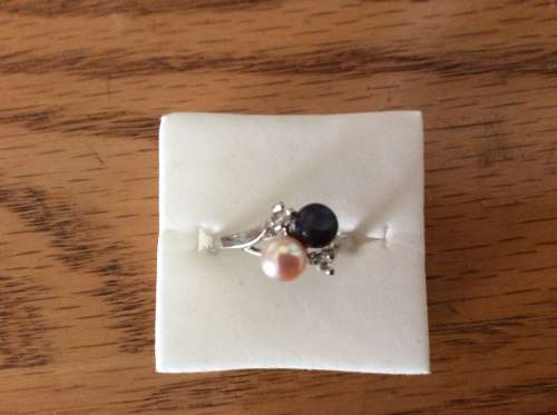 Genuine freshwater  double pearl and crystal ring
