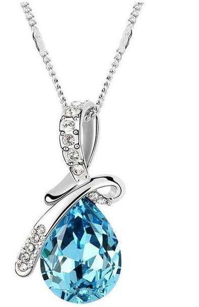 Crystal necklace with a blue stone