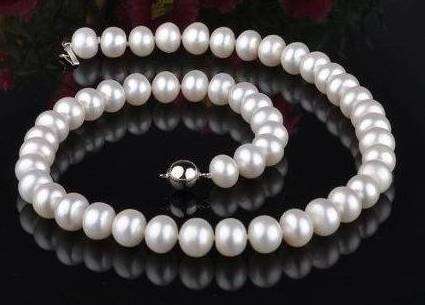 Fresh Water Pearls - White
