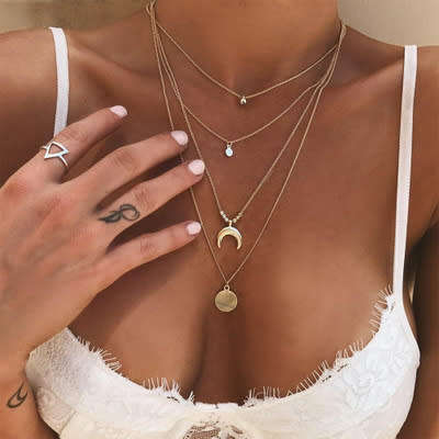 Closing down sale of quality fashion jewelry stock worth R104 000.00