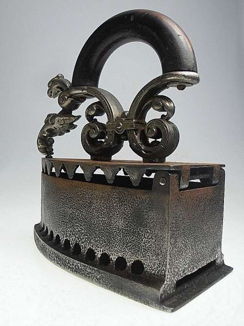 Magnificent antique iron with dragon head, Biedermeier circa 1830, Star of David mark