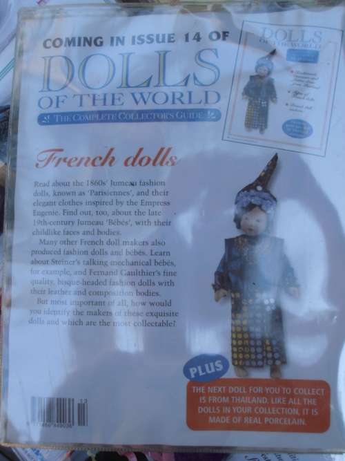 Large collection porcelain Dolls of the World collection, No 1-39, traditional dresses