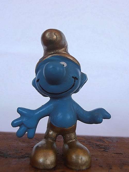 20005 Gold Smurf, Vintage Smurfs figure, Shipping will only be charged once!