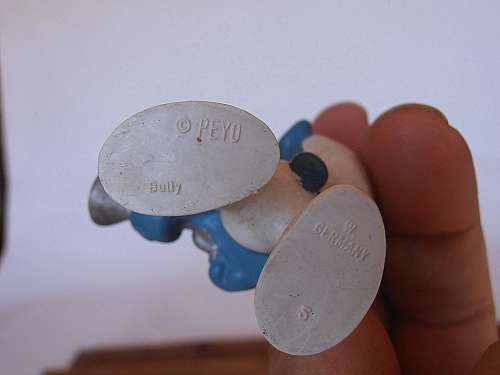 20106 Hunter Smurf, Vintage Smurfs figure, Shipping will only be charged once!