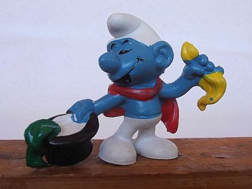 20114 Magician Smurf, Vintage Smurfs figure, Shipping will only be charged once!