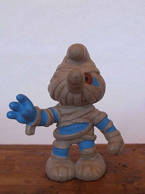 20544 Mummy Smurf, Vintage Smurfs figure, Shipping will only be charged once!