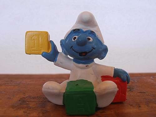 20214 Baby with Blocks Smurf, Vintage Smurfs figure, Shipping will only be charged once!