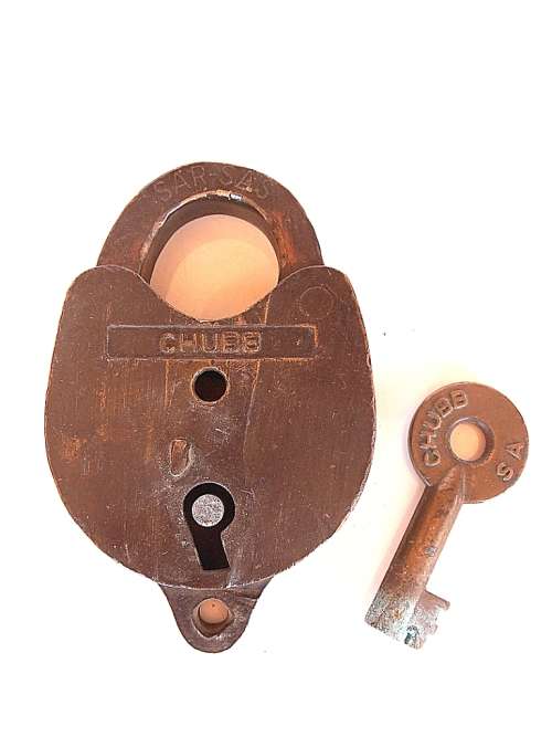 Vintage SAR/SAS Chubb lock with key, working, shipping will only be charged once!