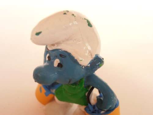 Vintage Smurfs figure carrying two buckets, Shipping will only be charged once!