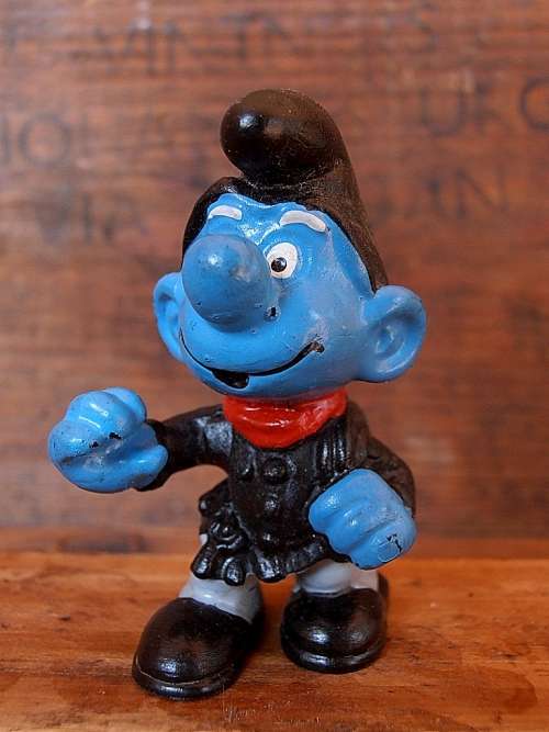 20202 Chimney Sweep Smurf, Vintage Smurfs figure, Shipping will only be charged once!