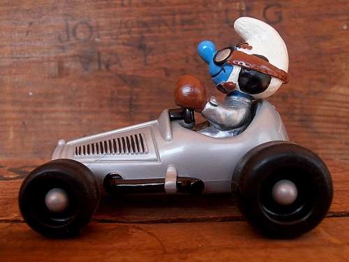 40256 Silver Racing Car Smurf, Excellent, Vintage Smurfs figure, Shipping will only be charged once!