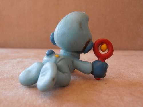 20203 Blue Baby Smurf, vintage Smurfs figure. Shipping will only be charged once!