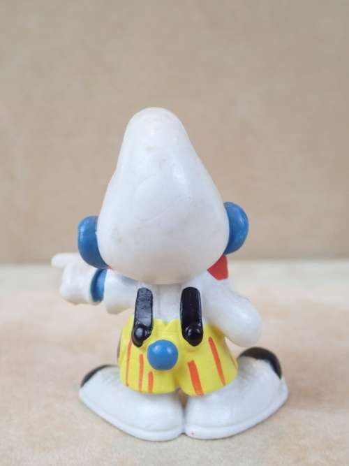 20033 Clown Smurf, vintage Smurfs figure. Shipping will only be charged once!