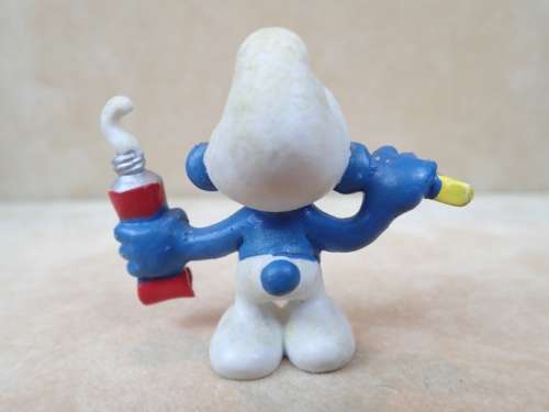 20064 Toothpaste Smurf, vintage Smurfs figure. Shipping will only be charged once!
