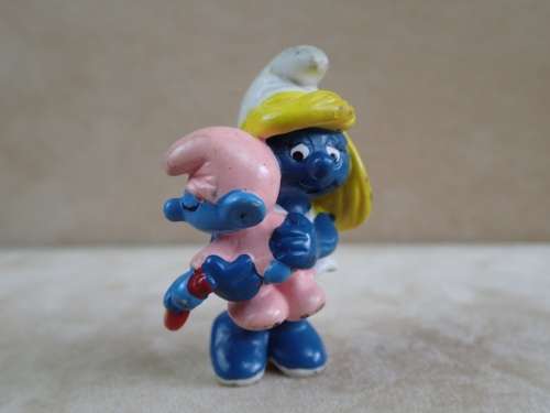 20192 Smurfette with Baby Smurf, vintage Smurfs figure. Shipping will only be charged once!