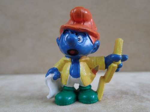 20229 Master Builder Smurf, vintage Smurfs figure. Shipping will only be charged once!