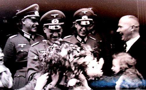 Original WWII/Third Reich/Nazi Germany photo, from private collection, COLLECTO-MANIA!