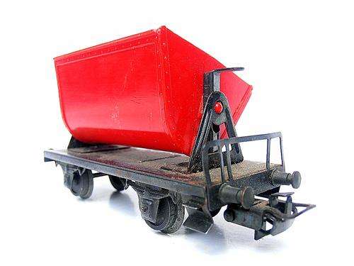 Marklin dump wagon, HO scale