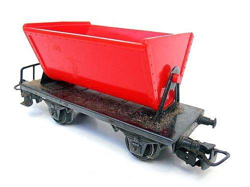 Marklin dump wagon, HO scale