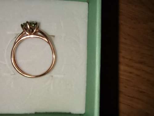 9ct Rose Gold Shank Cluster ring
