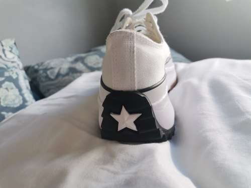 Ladies Converse Platform Canvas Sneaker Size 7