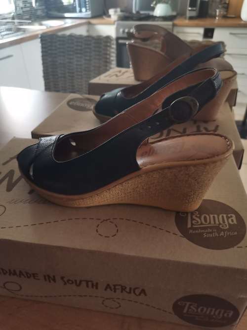 3 Pairs of ladies genuine leather Tsonga wedges size 3