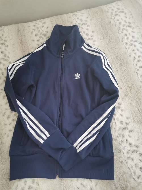 Ladies Adidas Zip up Track top. Small. (Nearly new)