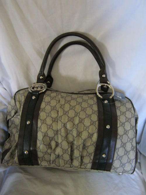 Gucci Tote bag - STUNNING BARGAIN! Great for Christmas!