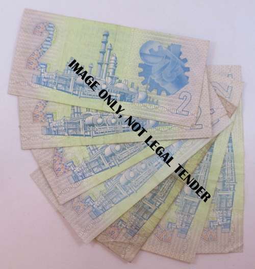 South Africa, 8, Two Rand notes, various signatories and series