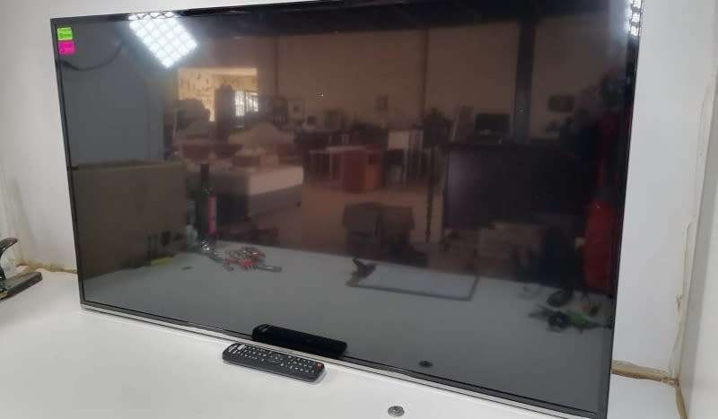 HiSense 49K300UW 49 inch LED Backlit Ultra High Definition VIDAA Smart T