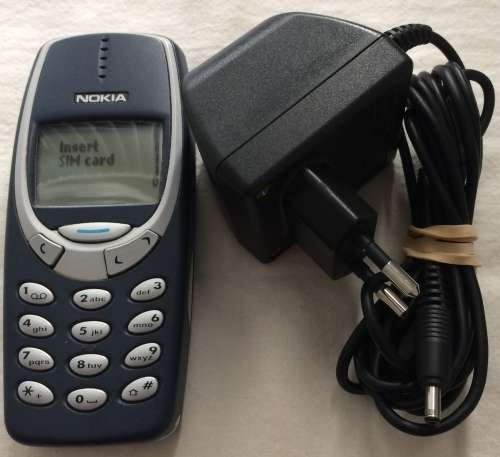 Original Nokia 3310 Cellphone Plus Charger Adapter Great Condition