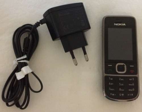 Nokia 2700 Classic Cellphone in Great Condition!