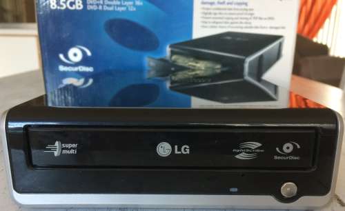 LG External Super-Multi DVD Rewriter with LightScribe and SecurDisc Great Condition