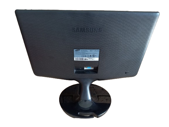 Samsung Syncmaster S19A100N Monitor Including VGA Cable Plus Charger Adapter - 18.5 Inch