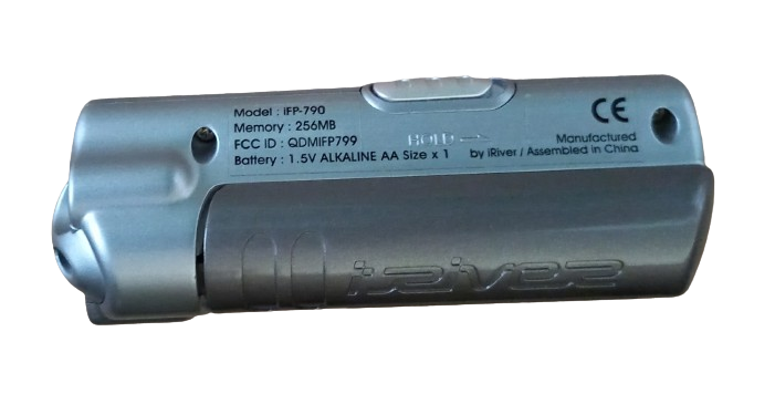 iRiver IFP-790 Player With Pouch